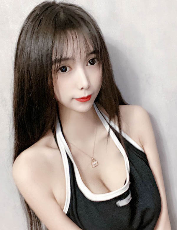 新加坡外围女大学生