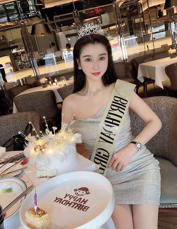 迪拜预约商务模特