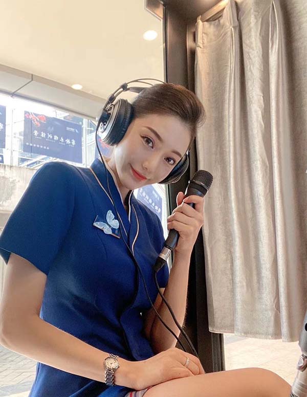 伦敦外围女全套服务