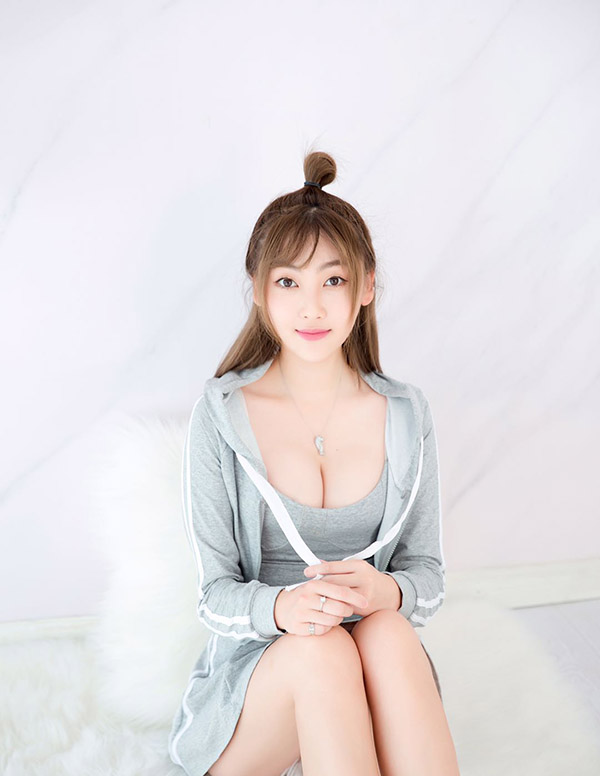 新加坡外围女全套服务